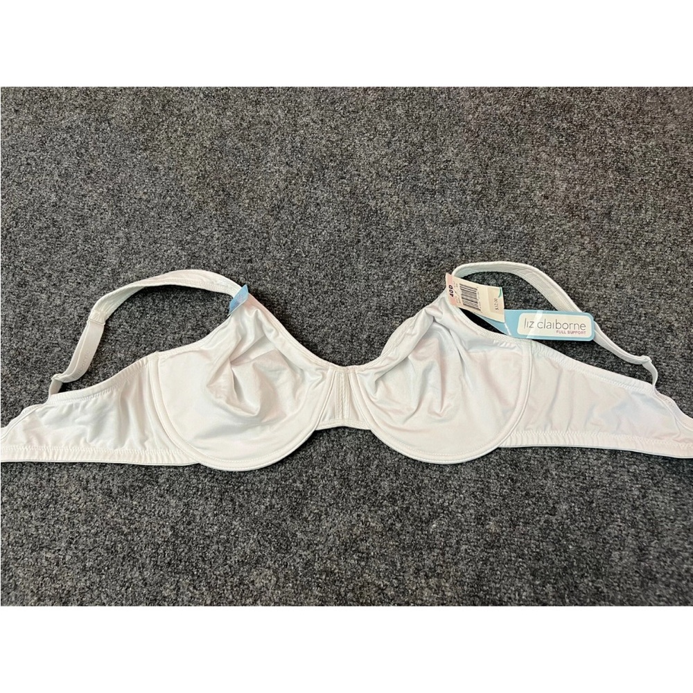 NWT Bra Liz Claiborne Full Support 40D White Underwire
